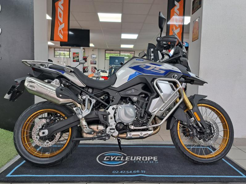 NOUVELLE VOGE 900 DSX 2025 – EN STOCK & À L’ESSAI