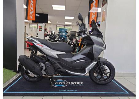 APRILIA SR GT 125 NEUF en PROMO / Ex Financé 25mois*x 152euros