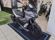 APRILIA SR GT 125 NEUF en PROMO / Ex Financé 25mois*x 152euros