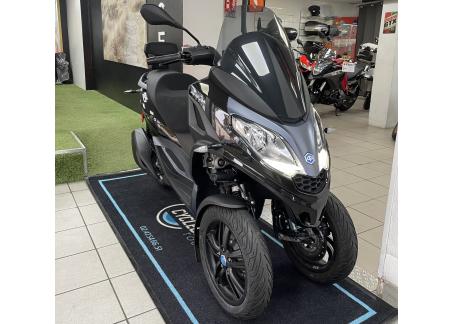 Piaggio MP3 300 HPE – 4999 € – 2329 km – Financement possible 36x 139euros ! 