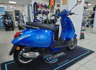 VESPA PRIMAVERA 125 S Bleu en PROMO!!